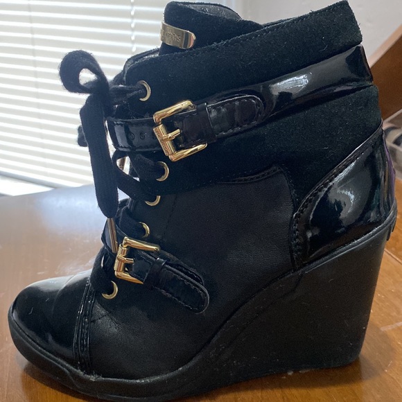 Michael Kors Booties - Picture 3 of 6